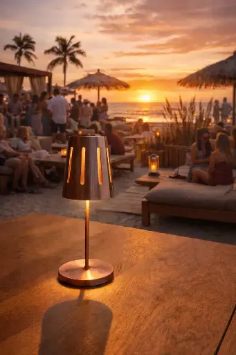 Base service lamp